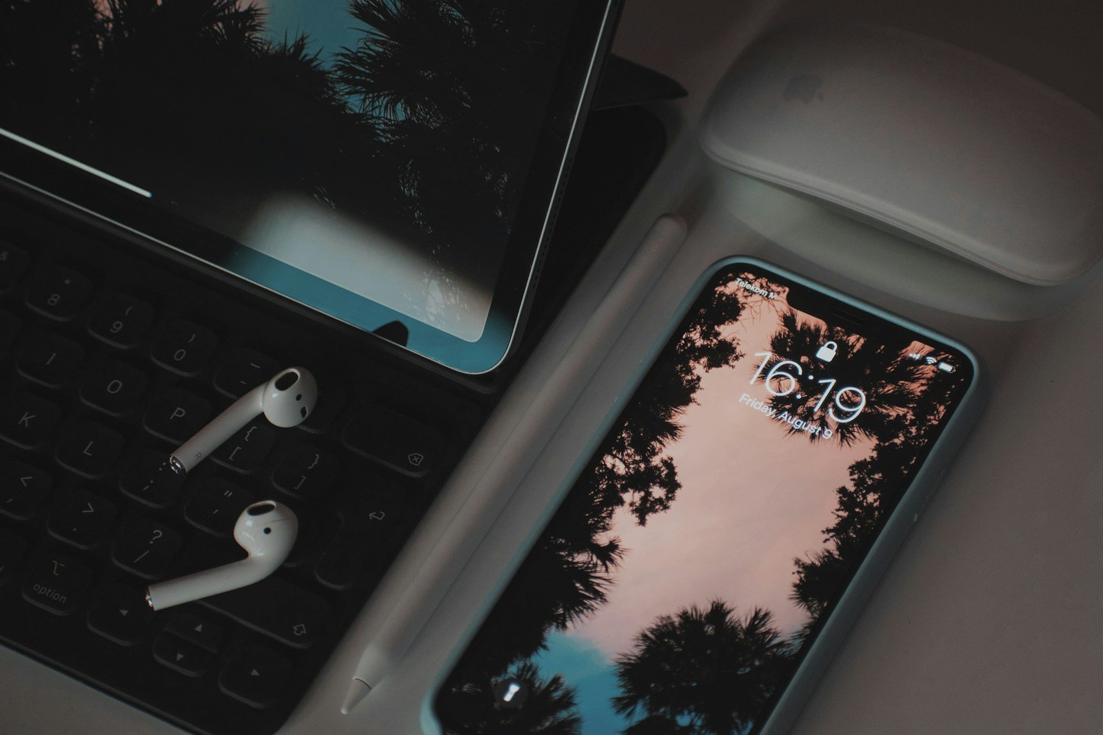 Servicios - Reparación de móviles en Málaga